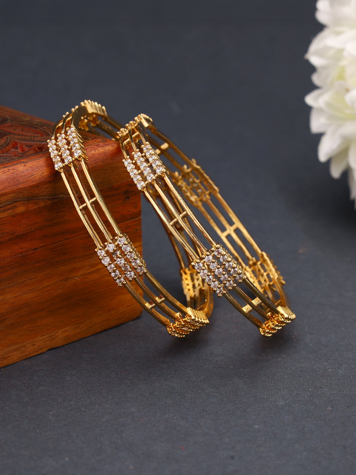 Giftssho Bangles With Diamond & Mossanite Stones